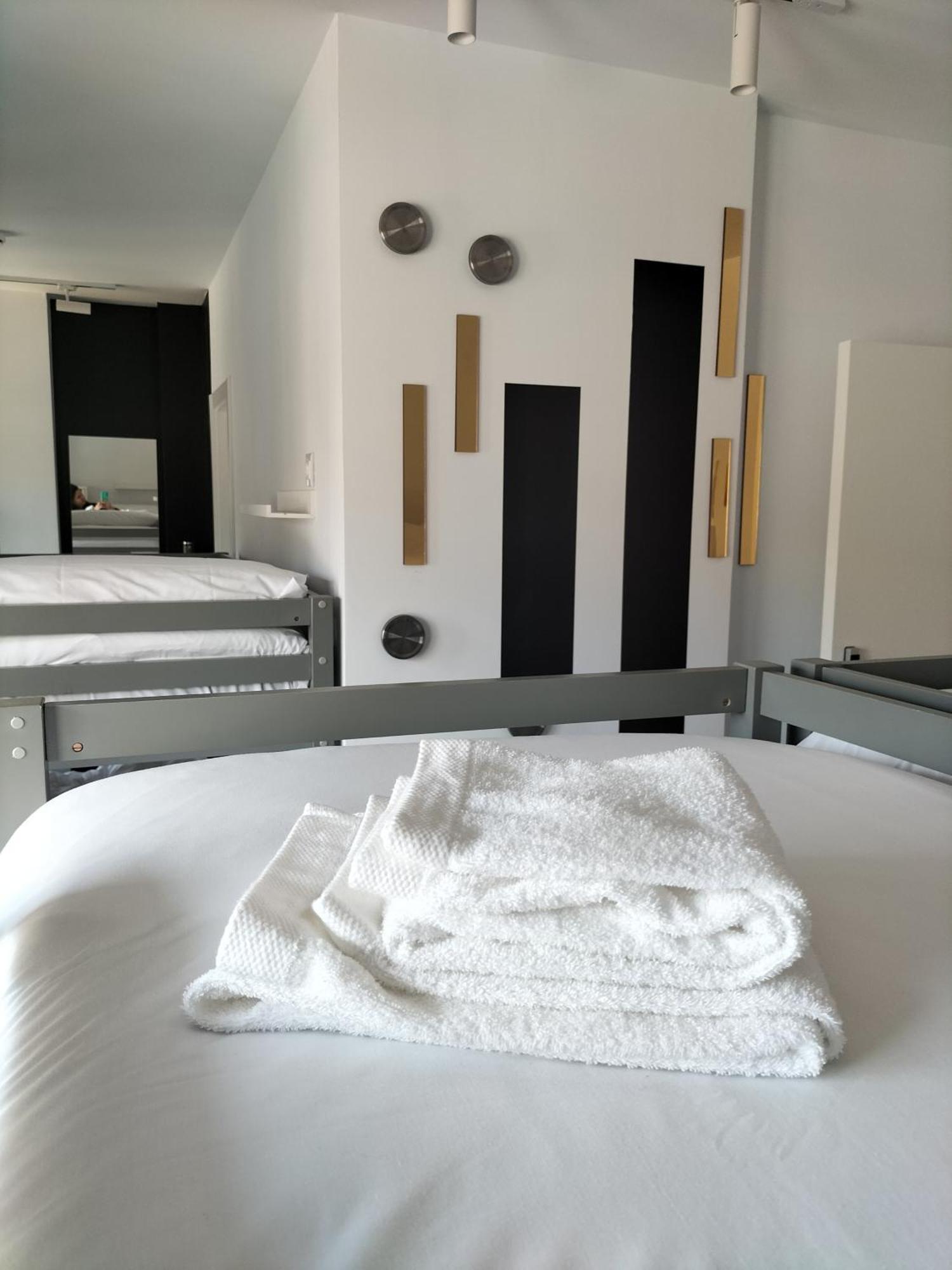 Hostel Alicante A-Cero Living Exteriör bild